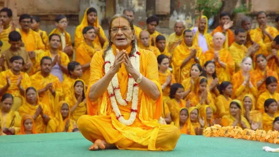 जगद्गुरु कृपालु जी महाराज: आध्यात्मिक ज्ञान और भक्ति के प्रेरणास्रोत