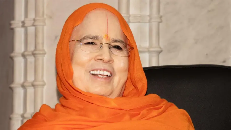 H.H. Dr. Vishakha Tripathi Ji: A Life of Divine Love, Service, and Devotion